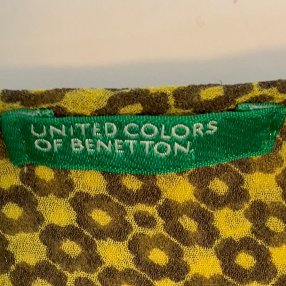 UNITED COLORS OF BENETTON LONG SLEEVE TOP SIZE- L *RESERVED FOR MARIA - Picture 4 of 4
